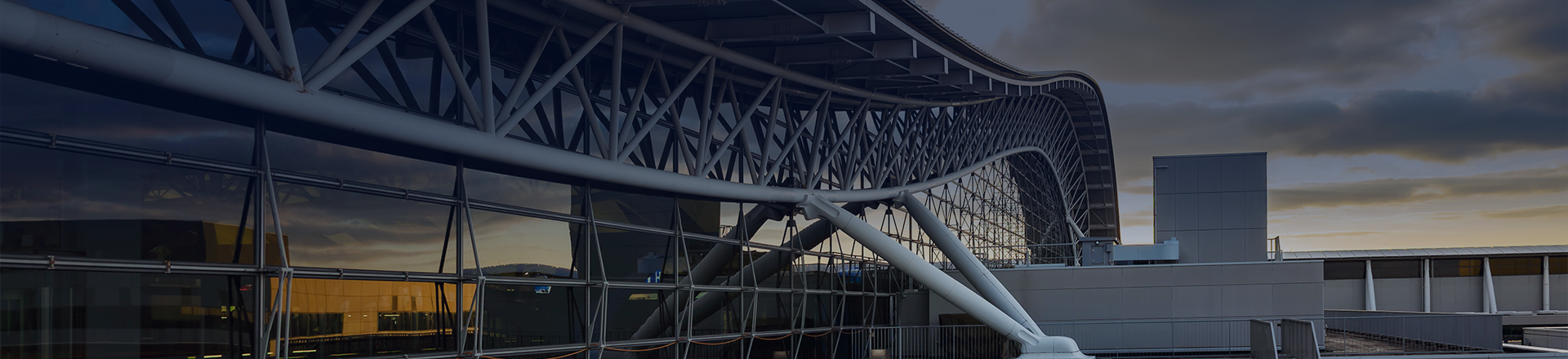 KIX　|　関西国際空港　格納庫