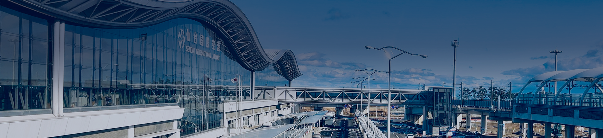 SDJ　|　仙台空港　格納庫