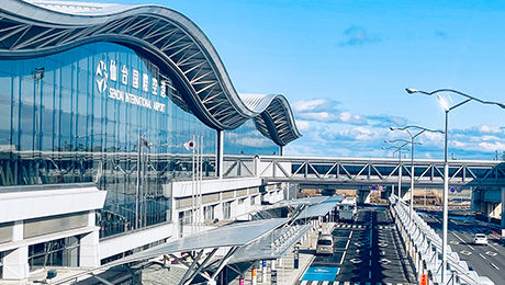 仙台空港　格納庫