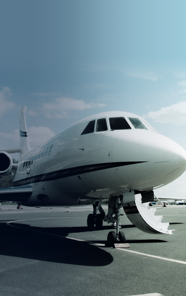 A Trusted Base for Your Wings in Japan 日本各地でビジネスジェットの格納庫をお探しの方はANAファシリティーズにお任せください。